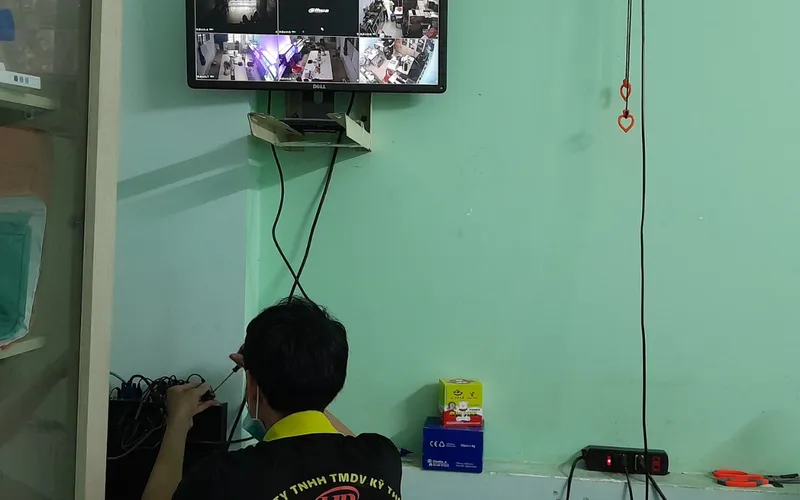 Lắp đặt camera wifi báo động giá rẻ tại Long An.