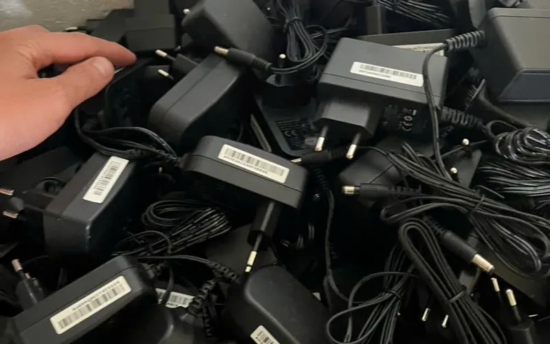 Thu mua thanh lý nguồn 12v-1a,1.5,2a giá cao-Nhận thu mua số lương lớn