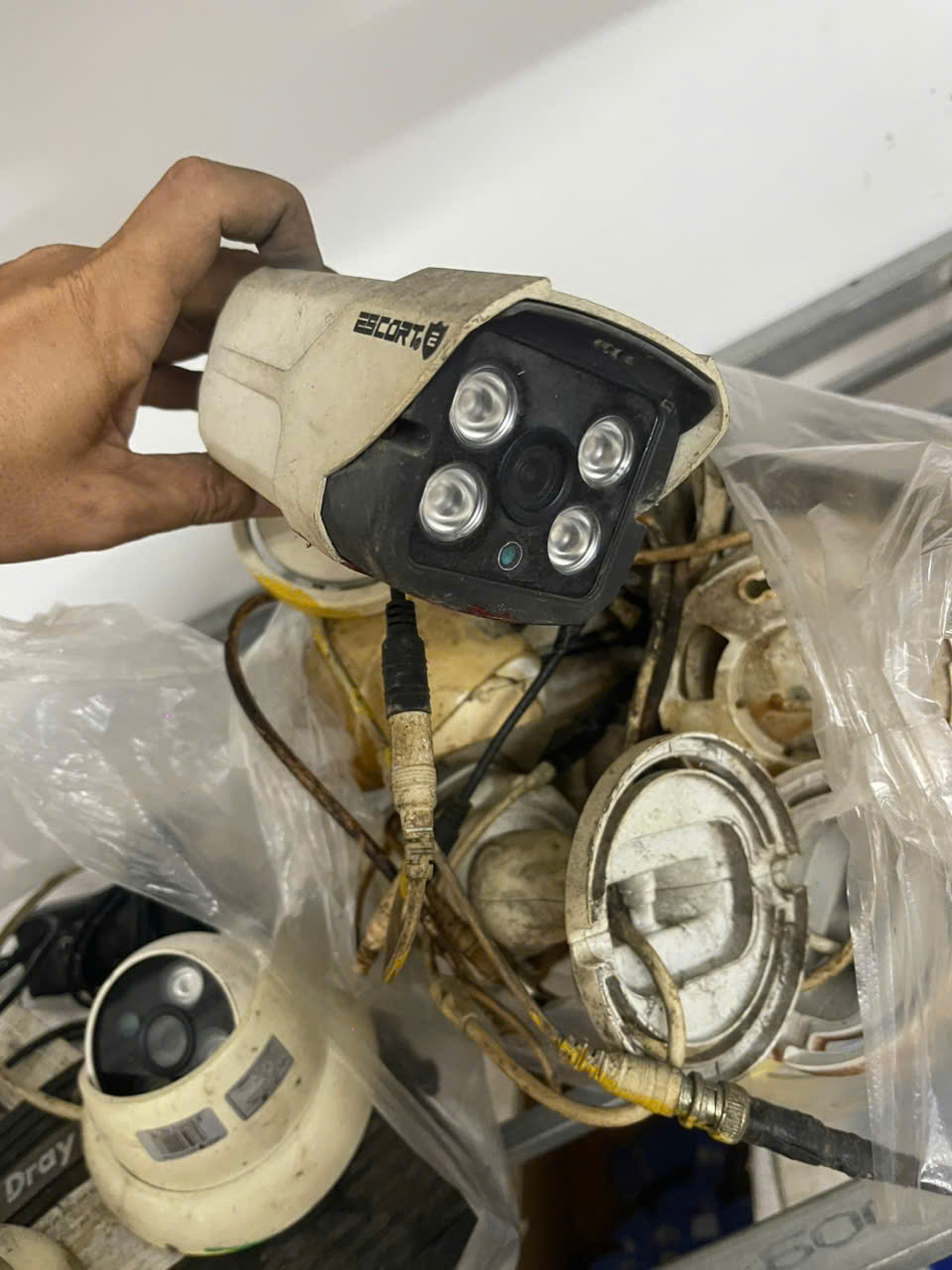 Dịch vụ thu mua camera quan sát cũ giá cao nhất TPHCM