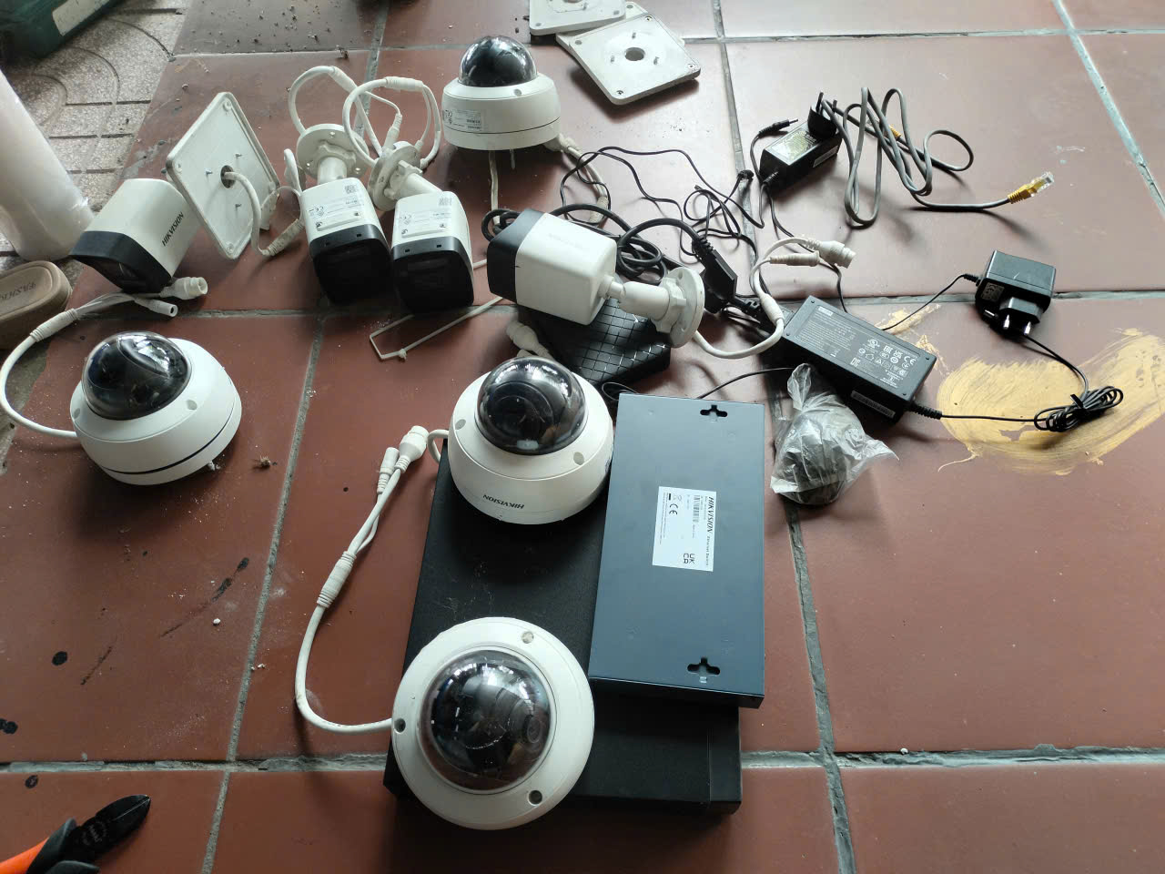 Mua đầu ghi camera cũ Hikvision,Dahua,Kbvision,Imou,Ezviz giá rẻ hơn 70%