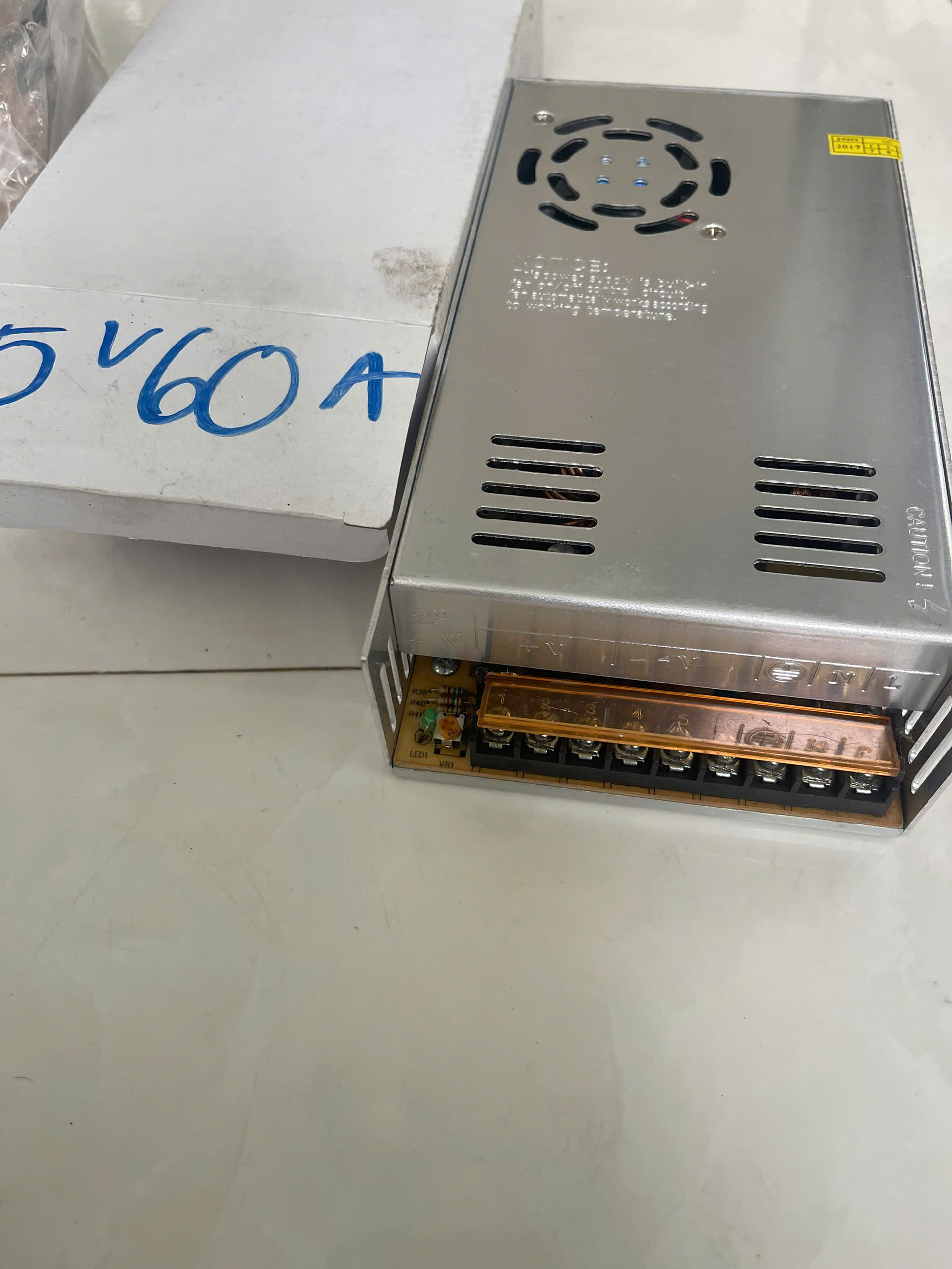 Thu mua nguồn tổng 12V,24V, 36V, 42V,48V giá cao