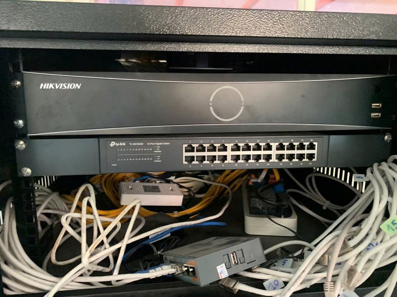 Thu mua,Tháo lắp tận nợi camera,Thiết bị mạng cũ nhà xưởng giá cao Thu mua,Tháo lắp tận nợi camera,Thiết bị mạng cũ nhà xưởng giá cao