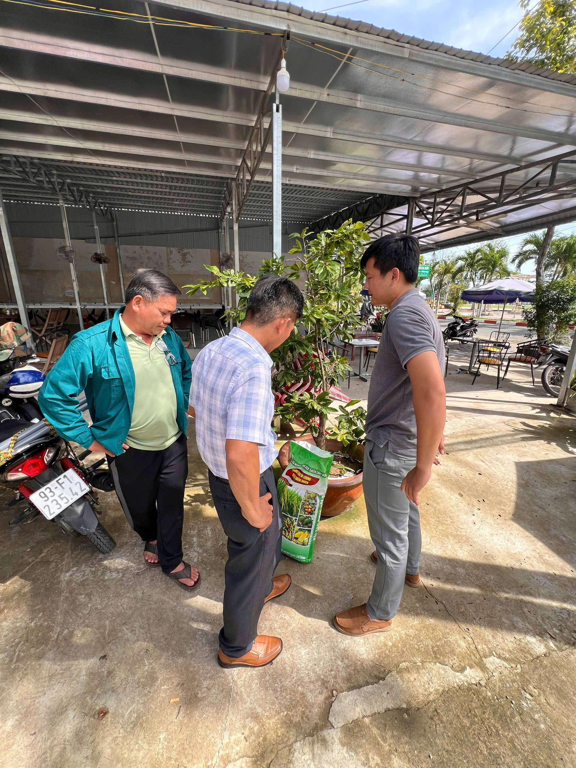 Tân Minh Giang Green giới thiệu phân bón khoáng thiên nhiên Hưng Hải đến các Hợp tác xã tại Tân Hưng, Tây Ninh Tân Minh Giang Green giới thiệu phân bón khoáng thiên nhiên Hưng Hải đến các Hợp tác xã tại Tân Hưng, Tây Ninh