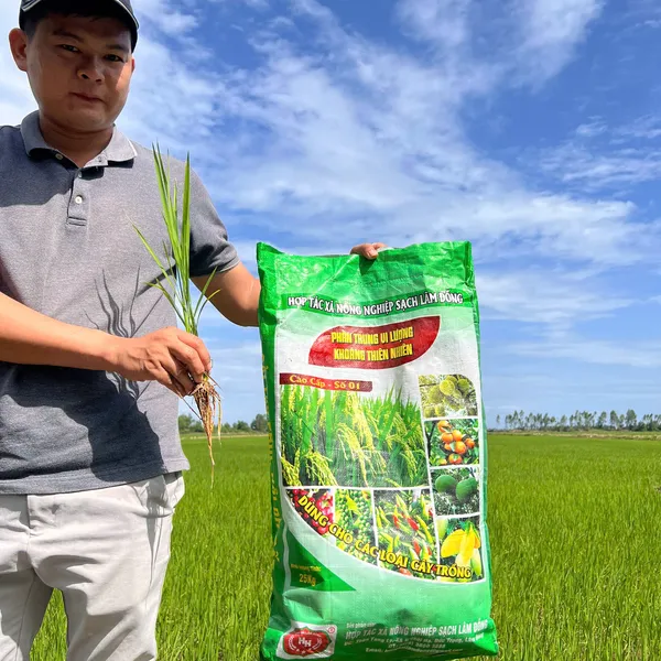 Phân bón trung vi lượng khoáng thiên nhiên Hưng Hải