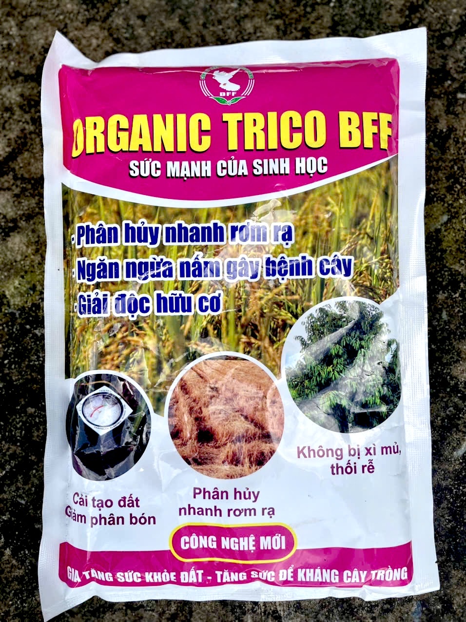Nấm Trichoderma - Organic Trico BFF chuyên xử lý rơm rạ Nấm Trichoderma - Organic Trico BFF chuyên xử lý rơm rạ