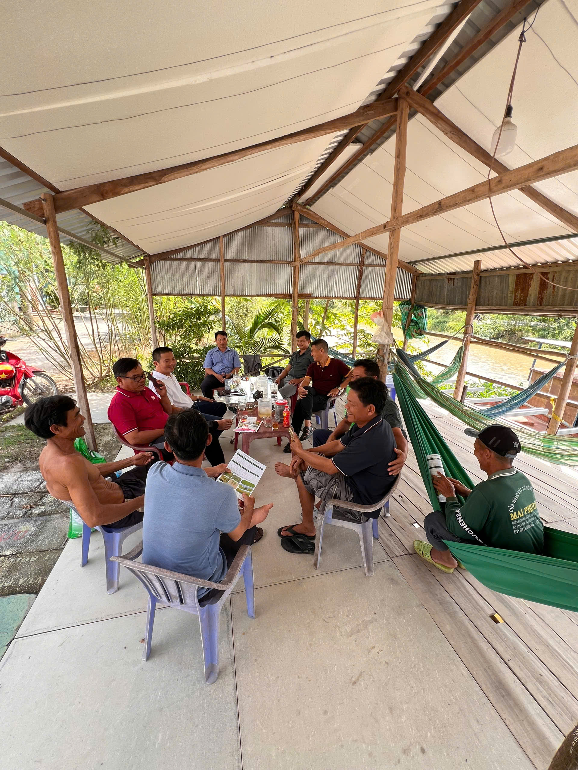 TMGG gặp gỡ các HTX khu vực Tân Hưng, Tây Ninh (Long An) TMGG gặp gỡ các HTX khu vực Tân Hưng, Tây Ninh (Long An)