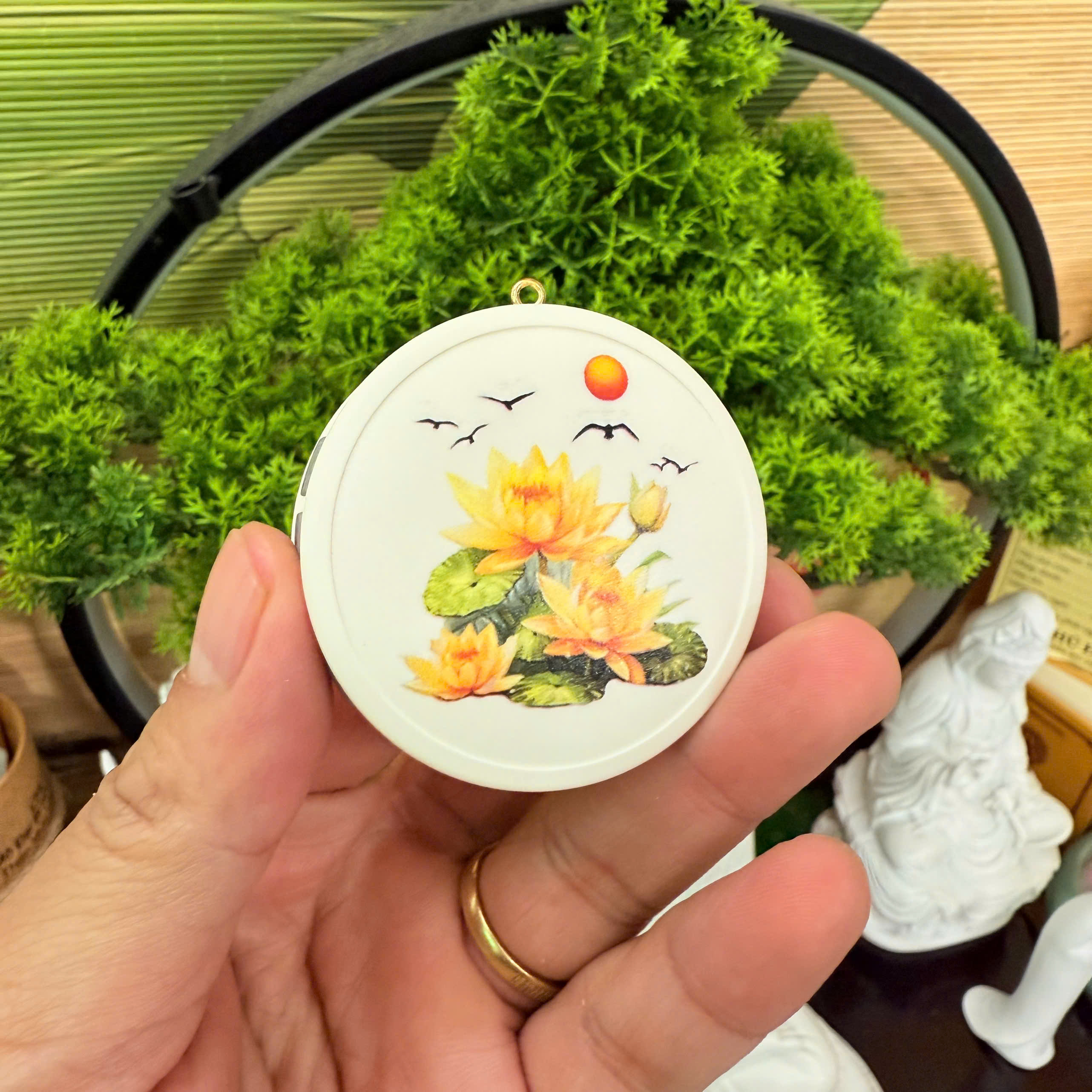 Máy niệm phật sen tròn