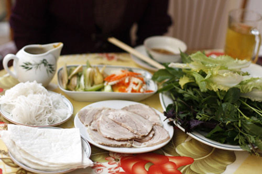 Bánh tráng Tây Ninh - Hương vị quen thuộc trong cuộc sống người Việt! Bánh tráng Tây Ninh - Hương vị quen thuộc trong cuộc sống người Việt!