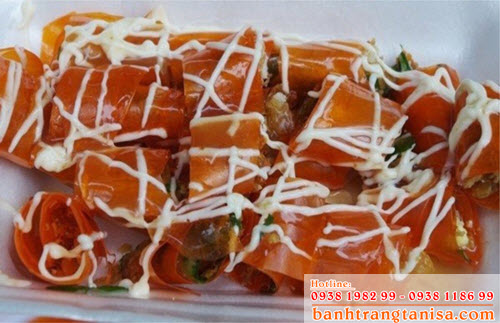 Không chỉ có bánh tráng trộn mà bánh tráng cuốn cũng khiến nhiều người thích mê Không chỉ có bánh tráng trộn mà bánh tráng cuốn cũng khiến nhiều người thích mê