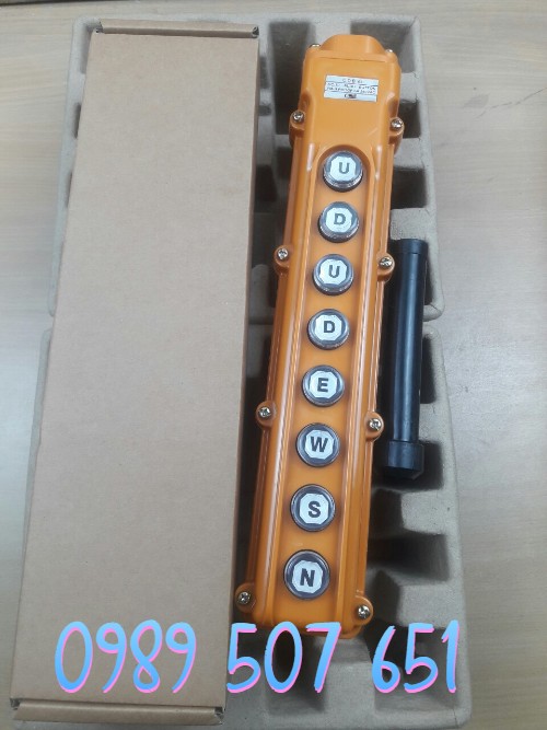 tay-bam-dieu-khien-cau-truc-cob64-dai-loan tay-bam-dieu-khien-cau-truc-cob64-dai-loan