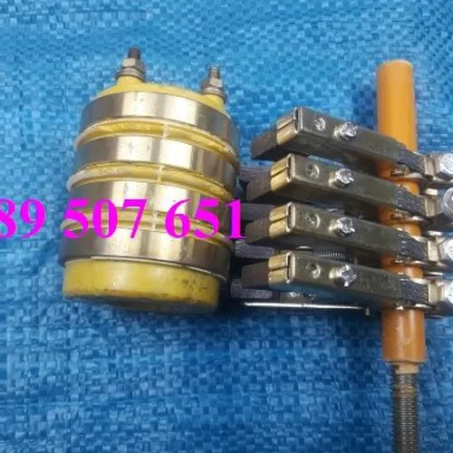 Cổ góp điện 4 pha trục 25