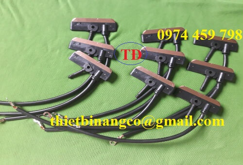 Than chổi tiếp điện cầu trục 60A Than chổi tiếp điện cầu trục 60A