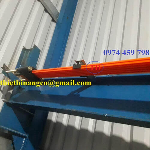 Ray điện an toàn đã lắp cho xưởng cầu trục Ray điện an toàn đã lắp cho xưởng cầu trục