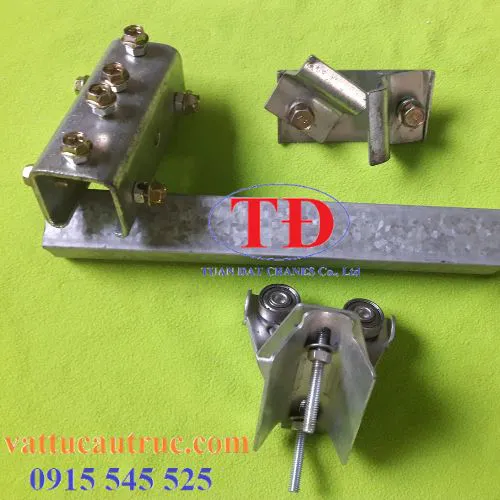 Máng C30 cầu trục