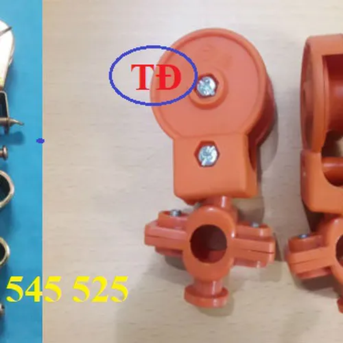 Móc treo ròng rọc trượt cáp