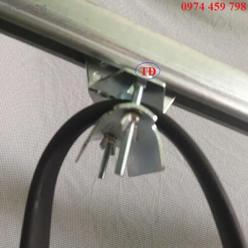 Ray C treo cáp cầu trục