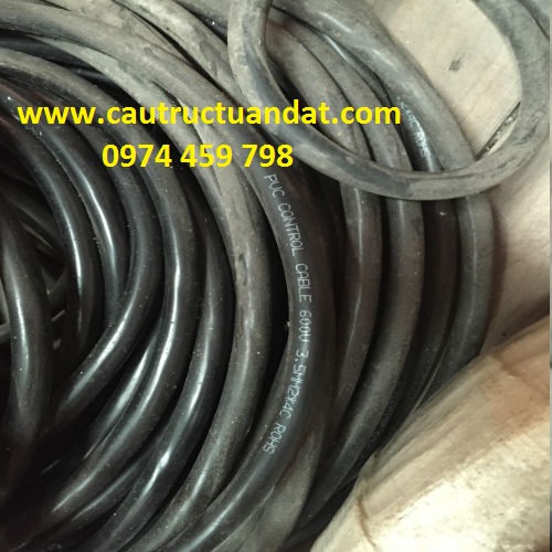 Hình ảnh cáp cao su cho cầu trục Hình ảnh cáp cao su cho cầu trục