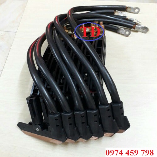 Hình ảnh chổi tiếp điện cầu trục 6P Hình ảnh chổi tiếp điện cầu trục 6P