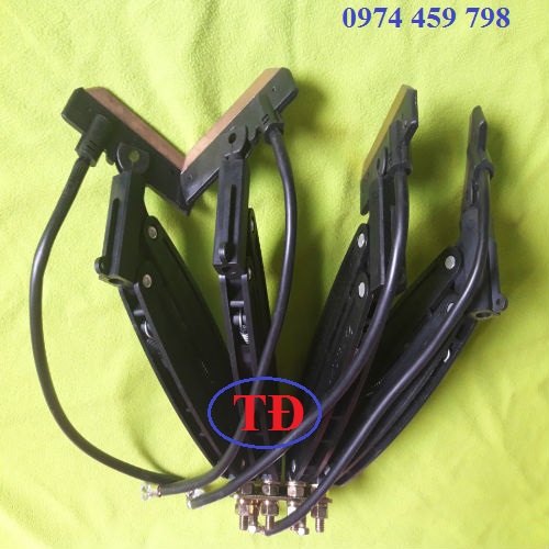 Hình ảnh chổi tiếp ray điện an toàn 1P, 3P, 4P, 6P Hình ảnh chổi tiếp ray điện an toàn 1P, 3P, 4P, 6P