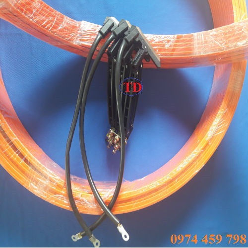 Hình ảnh chổi tiếp điện cầu trục 3P100A Hình ảnh chổi tiếp điện cầu trục 3P100A