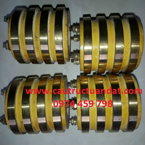 Cổ góp điện 4 pha Cổ góp điện 4 pha