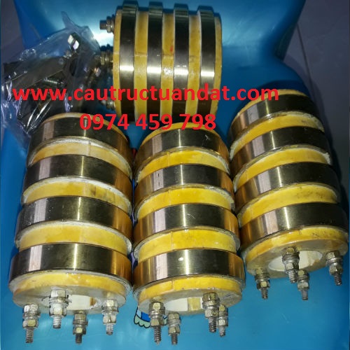 Cổ góp điện 4 pha Cổ góp điện 4 pha