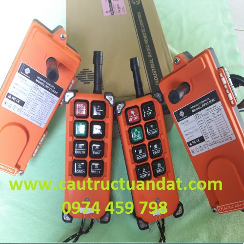 Hình điều khiển từ xa cầu trục RF21-E1B Hình điều khiển từ xa cầu trục RF21-E1B