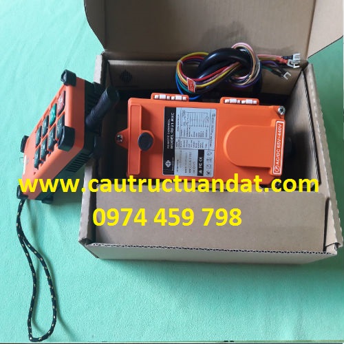 Hình ảnh điều khiển từ xa cầu trục Hình ảnh điều khiển từ xa cầu trục