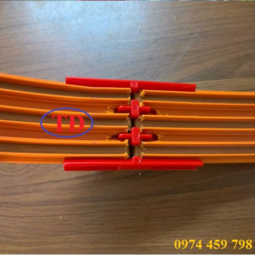 Hộp nối ray điện cầu trục nối 2 đoạn ray cũ và mới Hộp nối ray điện cầu trục nối 2 đoạn ray cũ và mới