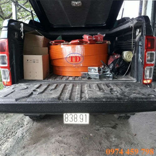 Hình ảnh ray điện an toàn xuất kho