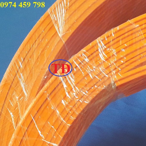 Hình ảnh ray điện an toàn cầu trục chụp gần Hình ảnh ray điện an toàn cầu trục chụp gần