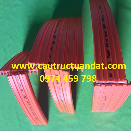 Hình ảnh ray điện an toàn cầu trục 6P-75A và 3P Hình ảnh ray điện an toàn cầu trục 6P-75A và 3P