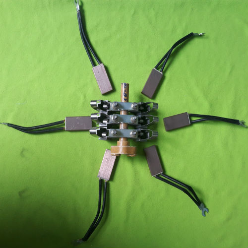 Hình ảnh chổi than dùng cho cổ góp điện YZR315S-8 Hình ảnh chổi than dùng cho cổ góp điện YZR315S-8