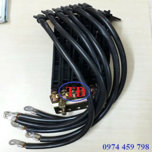 Chổi tiếp điện ray an toàn 1P, 3P, 4P, 6P