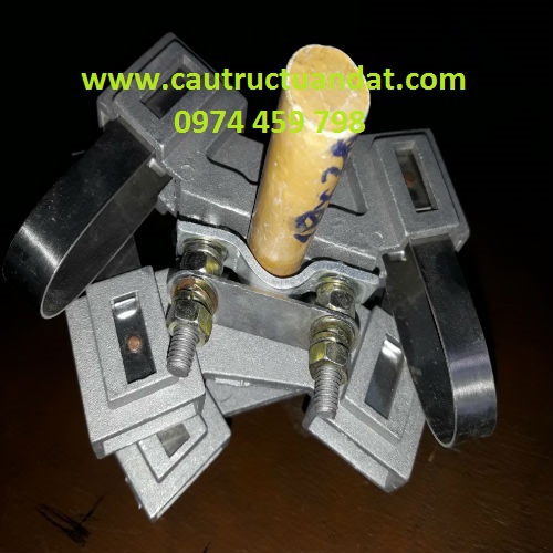 Cổ góp điện chổi than 2 pha