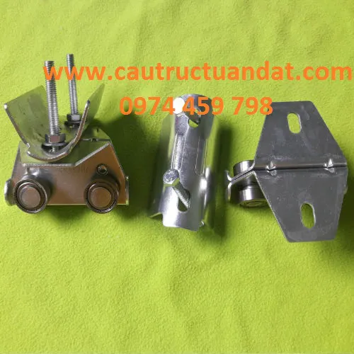 Con lăn ray C cầu trục