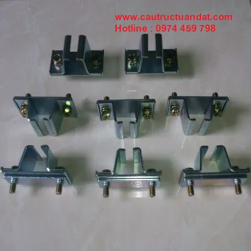 Kẹp ray C cầu trục