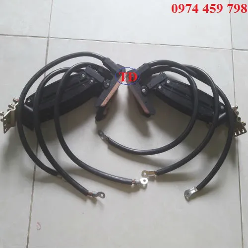 Tay lấy điện cầu trục 3P 100A