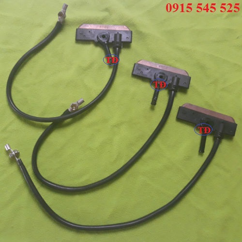 Hình ảnh than chổi tiếp điện KYEC cho cầu trục Hình ảnh than chổi tiếp điện KYEC cho cầu trục