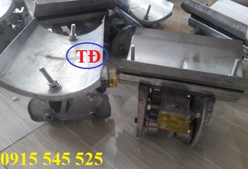 Con treo cáp dầm I Con treo cáp dầm I