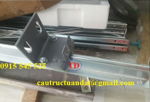 Ray đối trọng thang máy Ray đối trọng thang máy