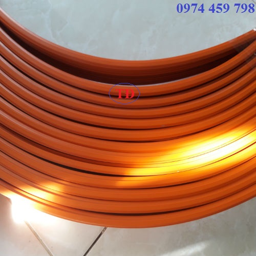 Hình ảnh ray điện an toàn 3P 150A Hình ảnh ray điện an toàn 3P 150A