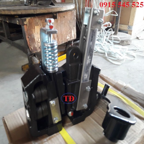 Thắng cơ thang máy Thắng cơ thang máy