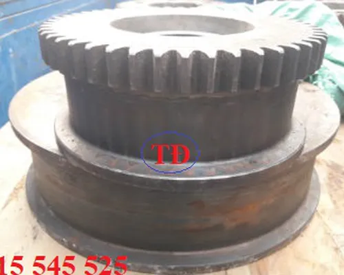 Bánh xe dầm biên cầu trục là gì?