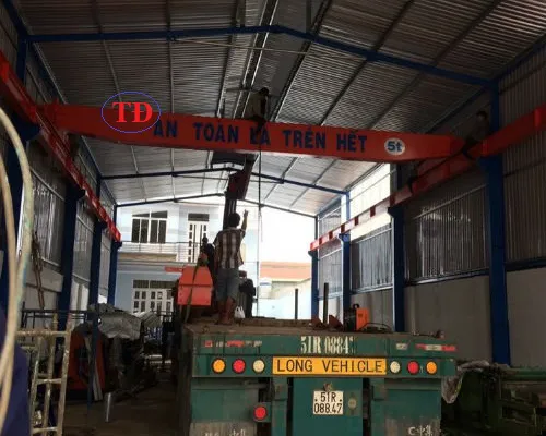 Công ty làm cầu trục chuyên nghiệp