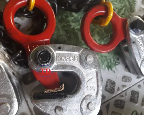 Móc cẩu dùng trong cầu trục