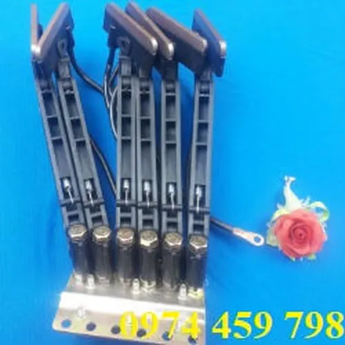 Chổi tiếp điện cầu trục 6P-60A