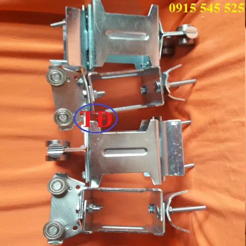 Con trượt dẫn hướng ray C cầu trục