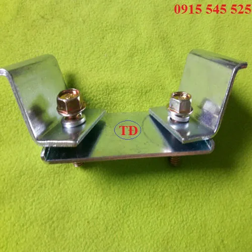 Kẹp cố định ray C cầu trục
