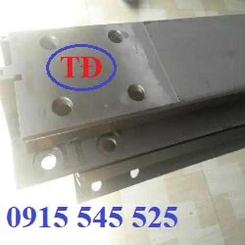 Ray dẫn hướng thang nâng hàng
